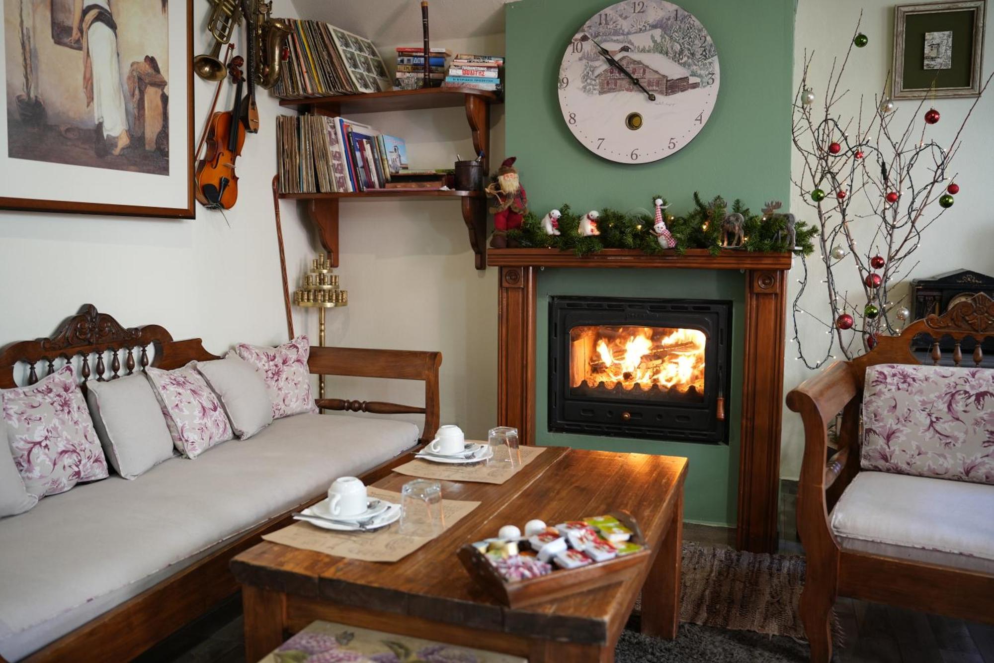 Guesthouse Doma Est 1991 아라초바 외부 사진